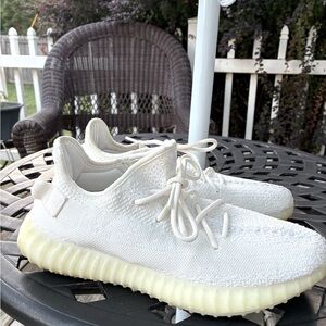 Adidas Yeezy Boost 350 size 10.5 men’s excellent preloved